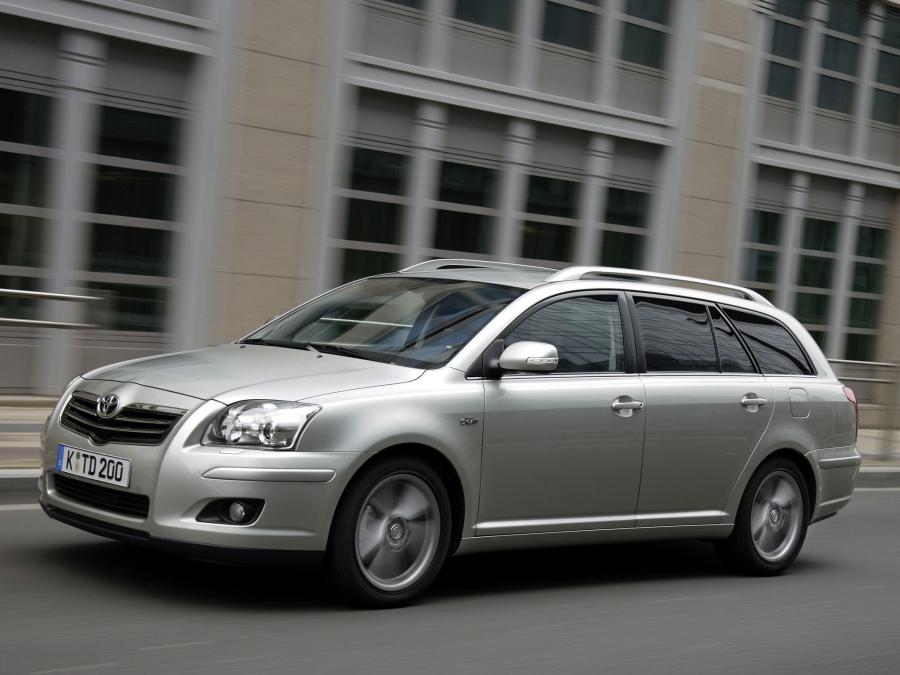  Toyota Avensis Wagon 2006 года  (фото 10 из 71)